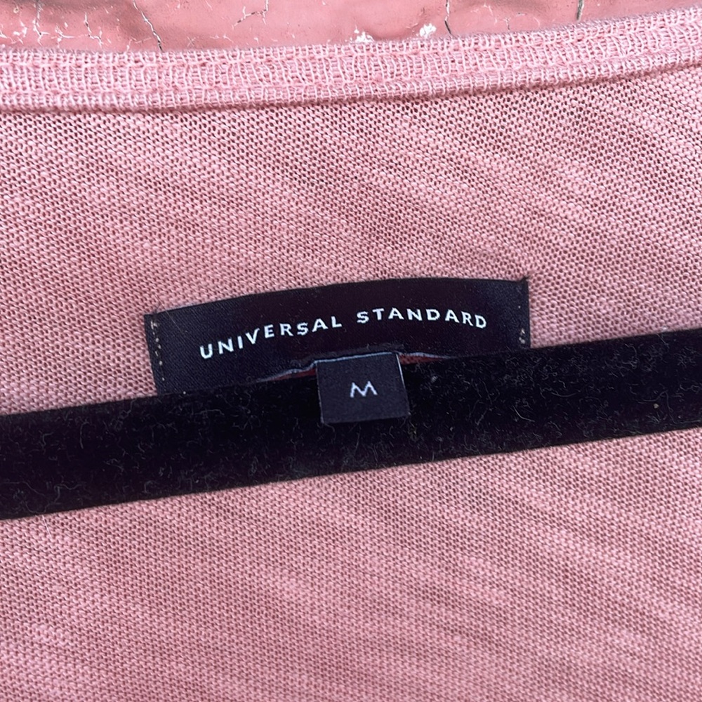 Universal Standard pink crop wrap top 18/20 - Picture 2 of 2